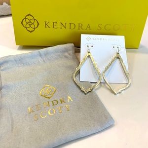 Kendra Scott Sophee Drop Gold tone Earrings